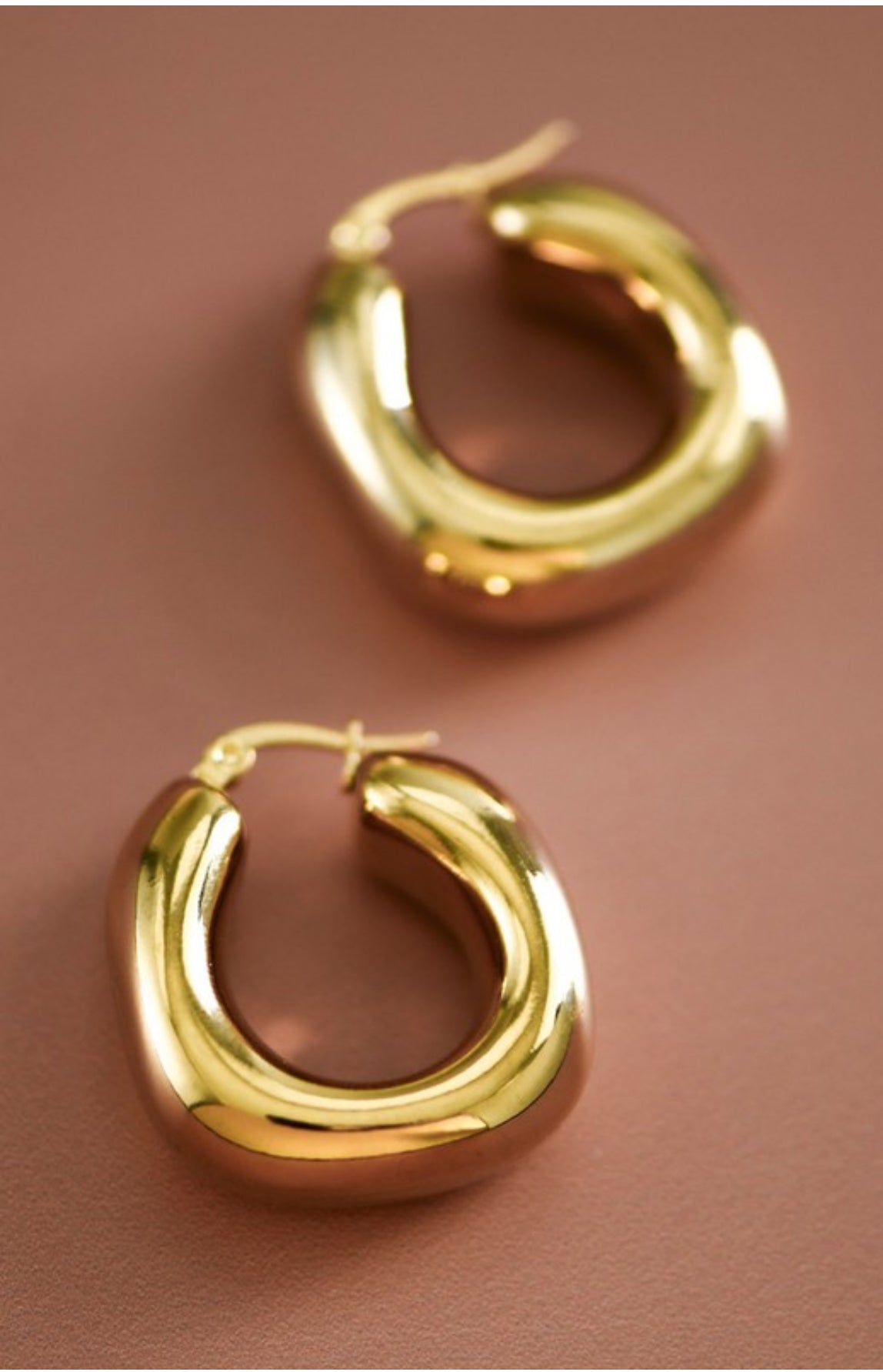 18K Gold Square Hoop (Non Tarnish)